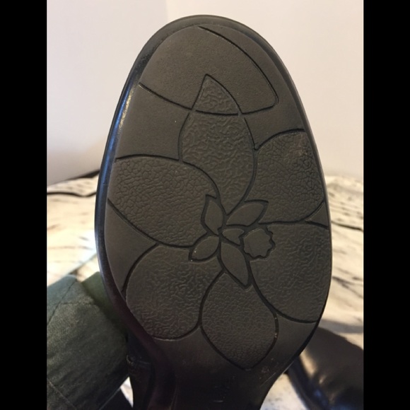 Clark’s knee high black leather boots - Picture 5 of 8